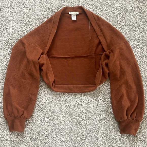 ILLA ILLA Cropped Shrug Cardigan in Chestnut Size Medium - Picture 14 of 15
